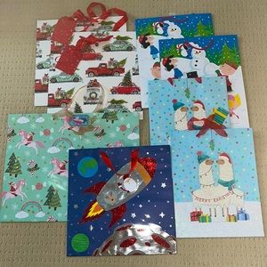 Large Gift Bags Christmas Holiday Premium Paper Lot of 8